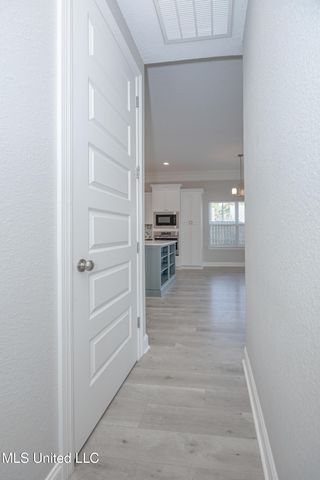 104 Westwind Court, Ocean Springs, MS 39564