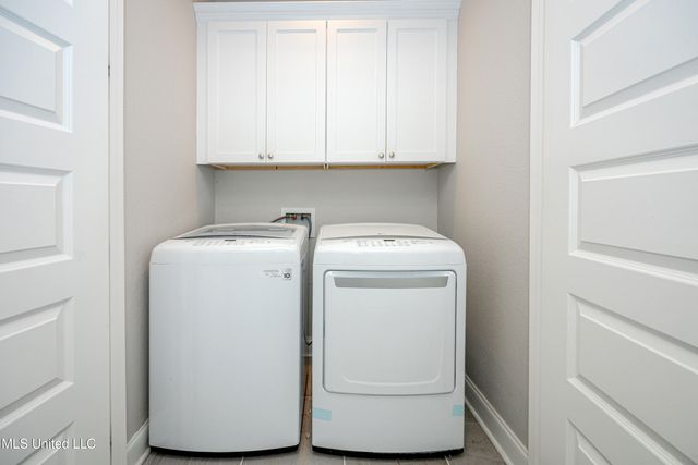 104 Westwind Court, Ocean Springs, MS 39564