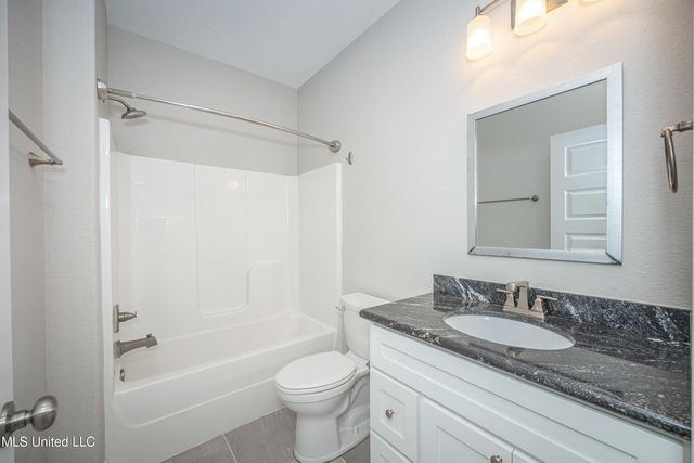 104 Westwind Court, Ocean Springs, MS 39564