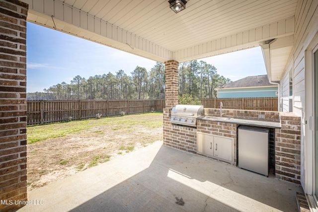 104 Westwind Court, Ocean Springs, MS 39564