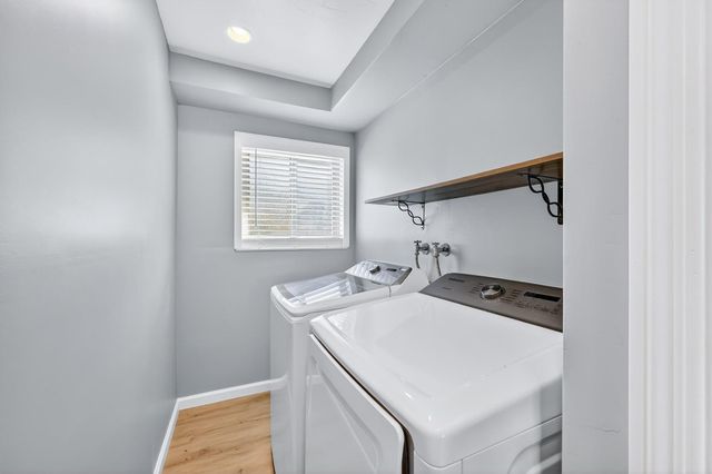 7171 Westmoreland Way, Sacramento, CA 95831