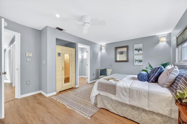 7171 Westmoreland Way, Sacramento, CA 95831