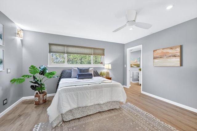 7171 Westmoreland Way, Sacramento, CA 95831