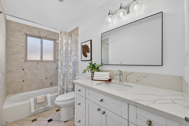 7171 Westmoreland Way, Sacramento, CA 95831