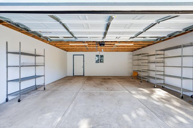 7171 Westmoreland Way, Sacramento, CA 95831