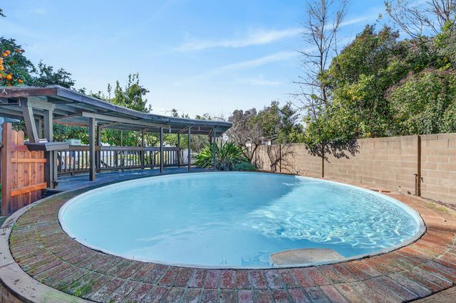 7171 Westmoreland Way, Sacramento, CA 95831