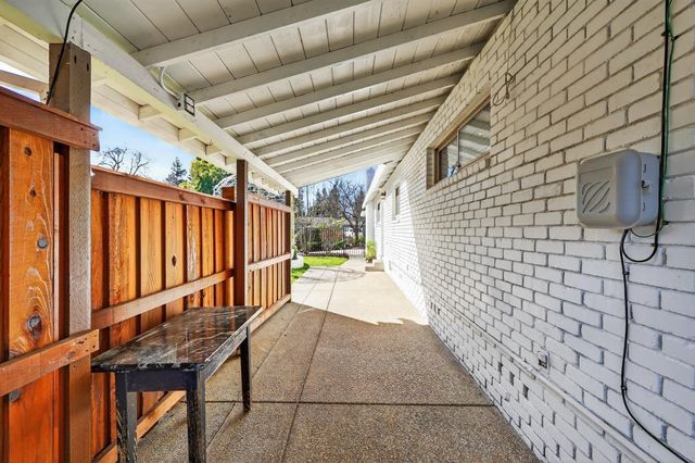 7171 Westmoreland Way, Sacramento, CA 95831