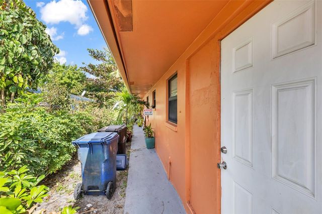 1451 NW 19th Street, Fort Lauderdale, FL 33311