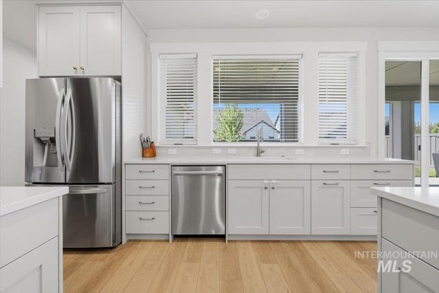 1711 E Spire St, Meridian, ID 83642