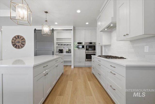1711 E Spire St, Meridian, ID 83642