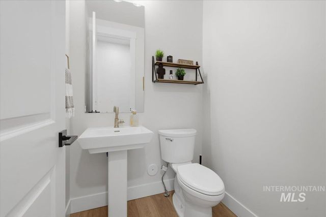 1711 E Spire St, Meridian, ID 83642