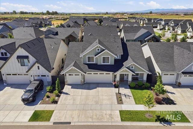 1711 E Spire St, Meridian, ID 83642