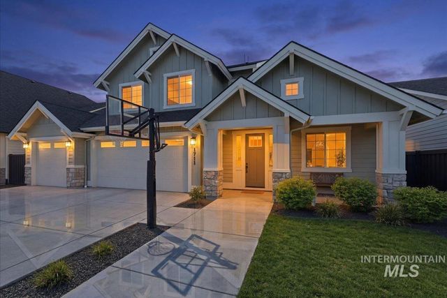 1711 E Spire St, Meridian, ID 83642