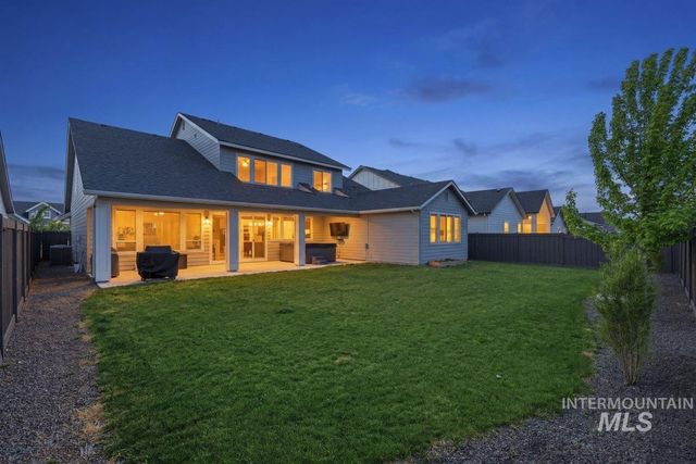 1711 E Spire St, Meridian, ID 83642
