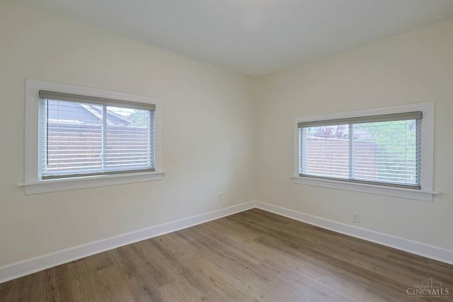 2956 Henshaw Avenue, Cincinnati, OH 45225