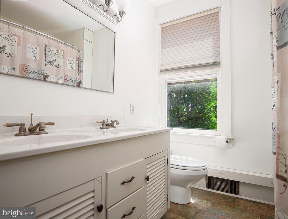 Image 16 of property listing at 4024 OLD FEDERAL HILL RD, Jarrettsville, MD 21084