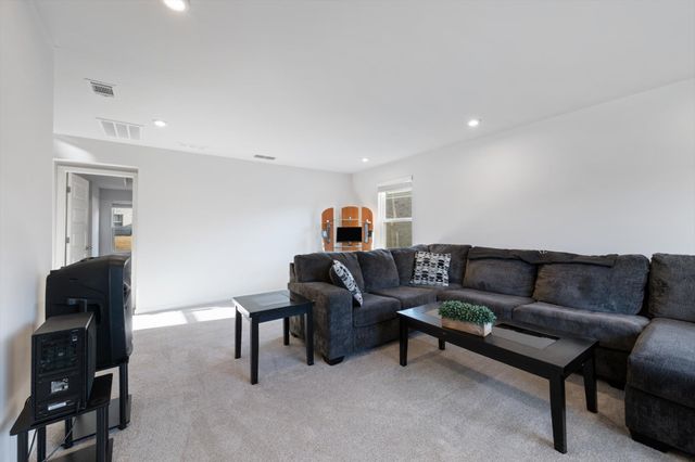 4229 Magnolia Farms Dr, Hermitage, TN 37076