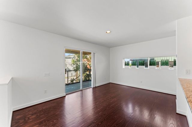 3012 Commerce Street, Houston, TX 77003