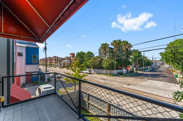 3012 Commerce Street, Houston, TX 77003
