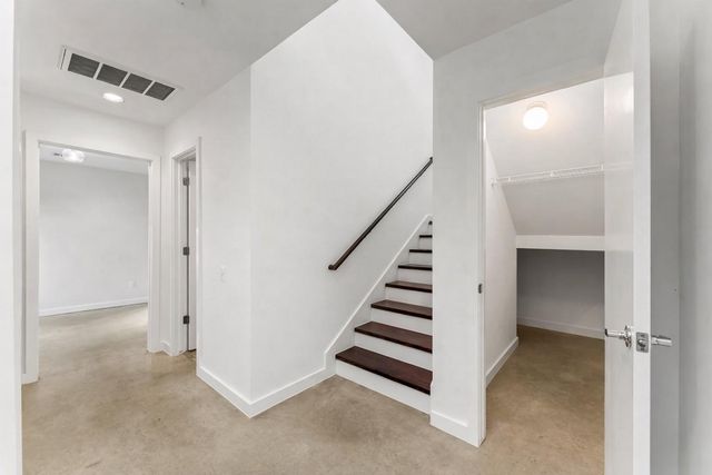 3012 Commerce Street, Houston, TX 77003