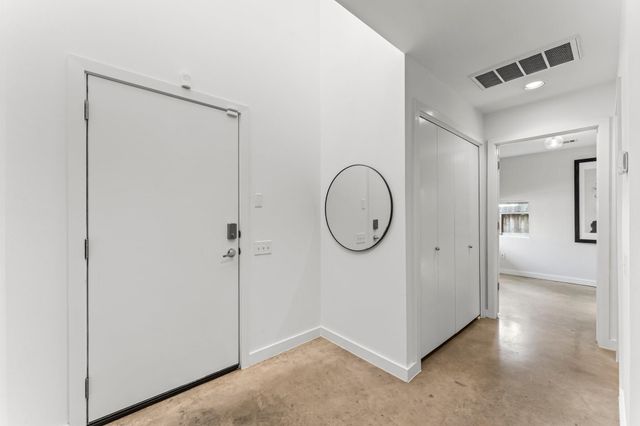 3012 Commerce Street, Houston, TX 77003