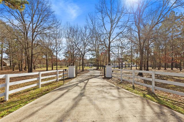 1817 Saint Beulah Chapel Road, Montgomery, TX 77316