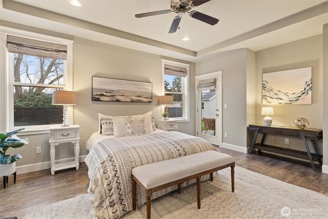 271 N Scotland Drive, Camano Island, WA 98282