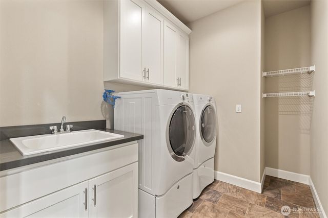 271 N Scotland Drive, Camano Island, WA 98282