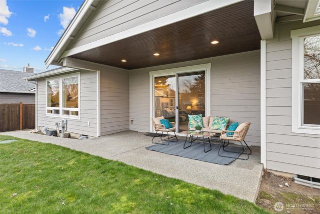 271 N Scotland Drive, Camano Island, WA 98282