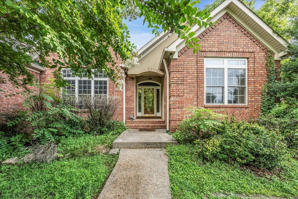 104 Breakwater, N, Hendersonville, TN 37075
