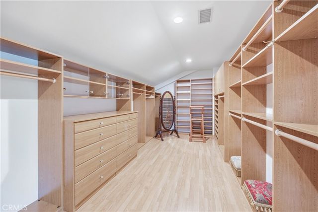 19501 Weeburn Court, Tarzana, CA 91356