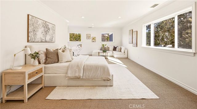 19501 Weeburn Court, Tarzana, CA 91356