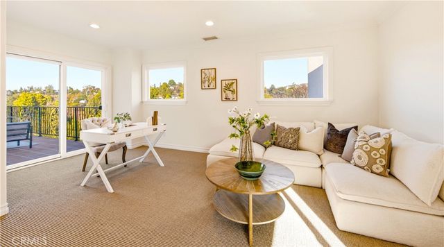 19501 Weeburn Court, Tarzana, CA 91356