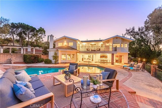 19501 Weeburn Court, Tarzana, CA 91356
