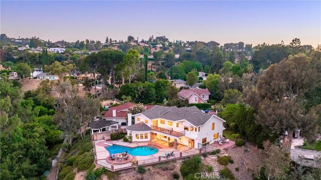 19501 Weeburn Court, Tarzana, CA 91356