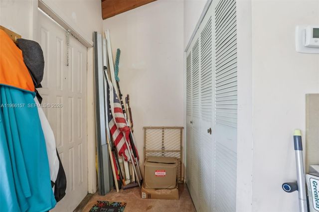 1881 SW 81st Ave, Davie, FL 33324