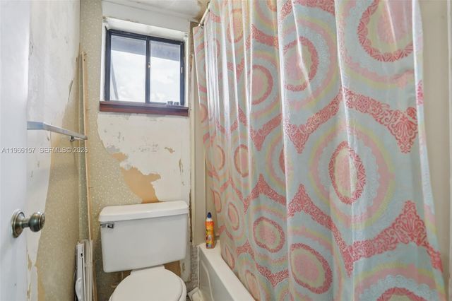 1881 SW 81st Ave, Davie, FL 33324