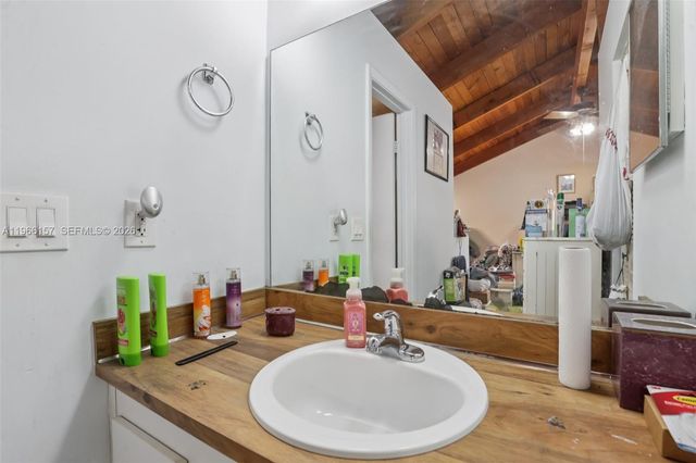 1881 SW 81st Ave, Davie, FL 33324