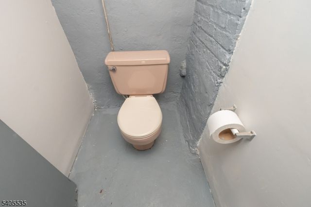 113 E Curtis St, Linden City, NJ 07036