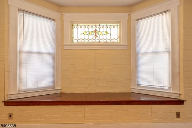 113 E Curtis St, Linden City, NJ 07036