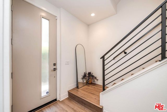 10716 Toluca Court, Toluca Lake (los Angeles), CA 91602