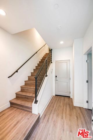 10716 Toluca Court, Toluca Lake (los Angeles), CA 91602