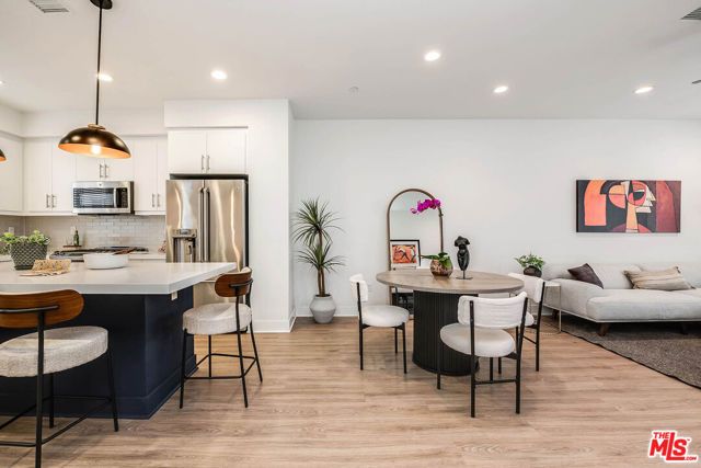 10716 Toluca Court, Toluca Lake (los Angeles), CA 91602