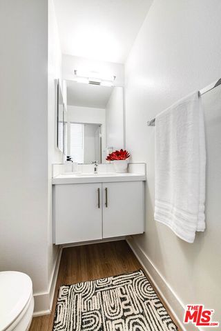 10716 Toluca Court, Toluca Lake (los Angeles), CA 91602