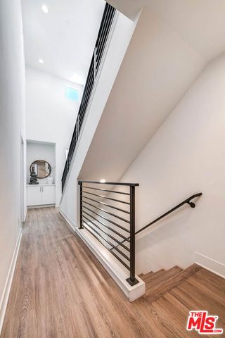 10716 Toluca Court, Toluca Lake (los Angeles), CA 91602