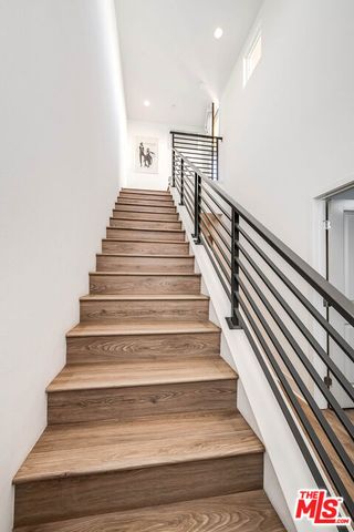 10716 Toluca Court, Toluca Lake (los Angeles), CA 91602