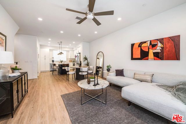 10716 Toluca Court, Toluca Lake (los Angeles), CA 91602