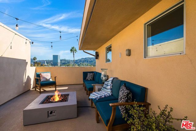 10716 Toluca Court, Toluca Lake (los Angeles), CA 91602