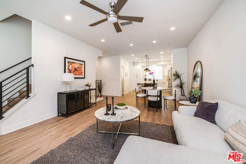 10716 Toluca Court, Toluca Lake (los Angeles), CA 91602