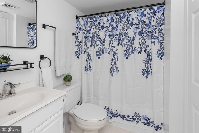 51 TILIA CT, Hamilton, NJ 08609